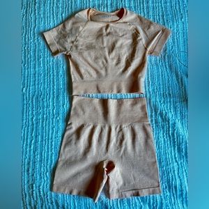 Amazon Peach Workout Set, Size S